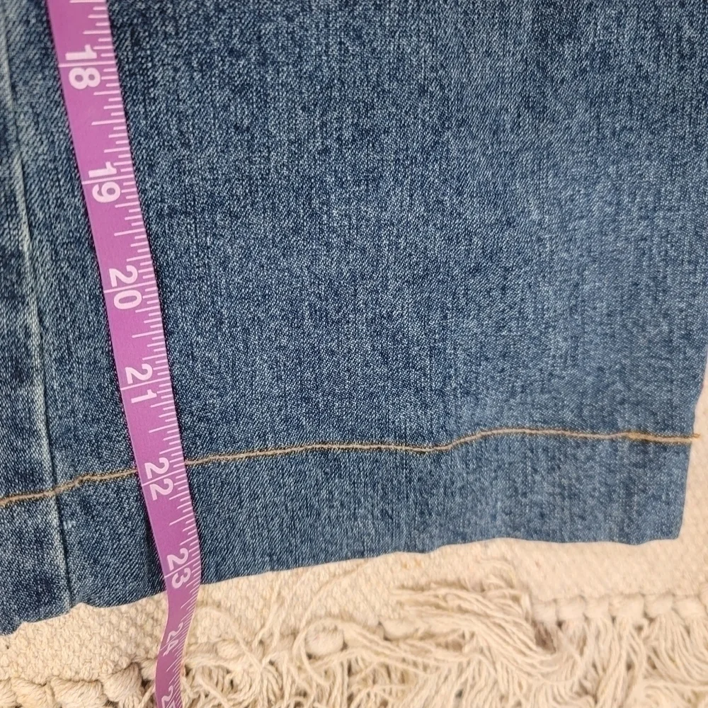 ST. JOHN COLLECTION BY MARIE GRAY VINTAGE WIDE CROP JEANS, SZ 4